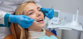 Акція на Ультразвукова чистка зубів у клініці «Vitalis» від Pokupon