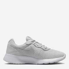 Акция на Жіночі кросівки Nike Tanjun DJ6257-007 39 (8US) 25 см Photon Dust/Mtlc Platinum-White-Volt от Rozetka