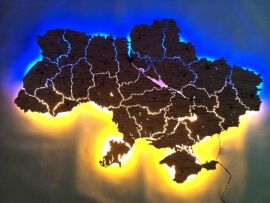 Акция на Карта Украины из фанеры настенный декор с Led подсветкой Nevet сине-желтый на Английском языке 83х55 см (0001209) от Stylus