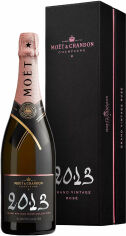 Акція на Шампанское Moёt & Chandon Grand Vintage Rose 2013, розовое брют, 0.75л 12.5%, в подарочной упаковке (BDA1SH-SMC075-036) від Stylus