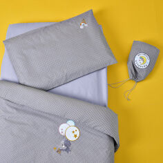 Акція на Постельное белье в кроватку для младенцев Горошек Papaella 8-33347 серый Детский комплект від Podushka