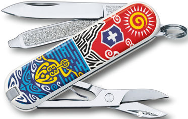 Акция на Швейцарский нож Victorinox Classic LE New Zealand (0.6223.L1806) от Rozetka UA