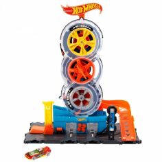 Акція на Игровой набор Hot Wheels City Головокружительные трюки на шиномонтаже (HDP02) від Stylus