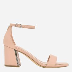 Акція на Жіночі босоніжки Calvin Klein 835000232 39 (8.5US) 25.5 см Бежеві від Rozetka