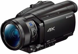 Акция на Видеокамера SONY FDR-AX700 Black (FDRAX700B.CEE) от MOYO