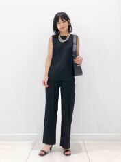 Акція на Костюм жіночий Uniqlo 725005910 S Чорний від Rozetka