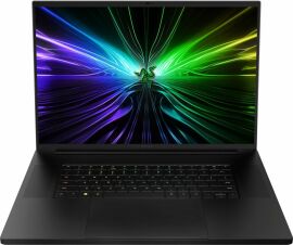 Акція на Razer Blade 18 (RZ090584UEH5) від Stylus