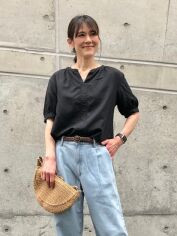 Акція на Блузка жіноча Uniqlo 992316835 S Чорна від Rozetka