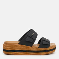 Акція на Жіночі шльопанці Crocs Brooklyn Woven Buckle Blk 209978-001 41-42 (W10) 26 см Black від Rozetka