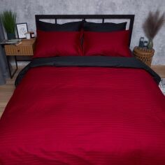 Акція на Набір Moon&Star Satin Stripe Dark Romance Простирадло 220х240 см + 2 наволочки 50х70 см (MS-880000670) від Rozetka
