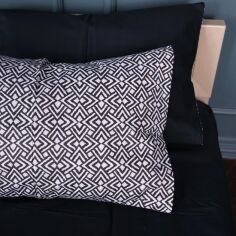Акція на Наволочка MirSon 22-1386 Geometric Black сатин 50x70 см від Rozetka