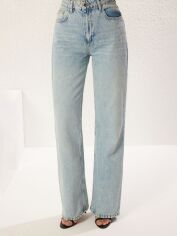 Акція на Джинси Regular Fit жіночі Trendyol TWOSS25JE00058 38 Light Blue від Rozetka