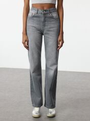 Акція на Джинси Regular Fit жіночі Trendyol TWOAW24JE00089 42 Grey від Rozetka