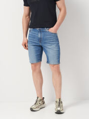 Акція на Шорти джинсові короткі чоловічі Wrangler 112362314 40 Блакитні від Rozetka