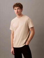 Акція на Футболка бавовняна довга чоловіча Calvin Klein 676582266 XL Бежева від Rozetka
