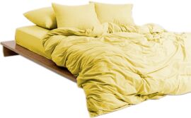 Акція на Простирадло на гумці MirSon Soft Touch of Satin 002 Sun-colored 180x200 см від Rozetka