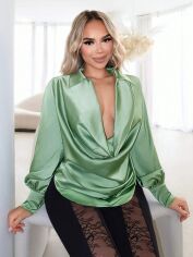 Акція на Блузка жіноча SHEIN GD-00111333 M Світло-зелена від Rozetka