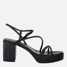 Акція на Жіночі босоніжки Calvin Klein 607218876 38.5 Чорні від Rozetka