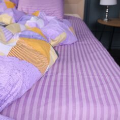 Акція на Простирадло MirSon King Size 220x240 см 17-0764 Violet triangles Бязь від Rozetka