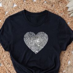 Акція на Футболка бавовняна жіноча Easy Imprint of love EY00076 2XL Чорна від Rozetka