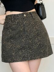 Акція на Спідниця джинсова міні літня жіноча SHEIN GD-00195565 L Коричнева від Rozetka