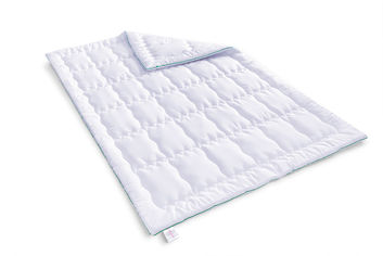 Акція на Детское демисезонное антиаллергенное одеяло MirSon 812 Eco-Soft Hand made 110х140 см від Podushka