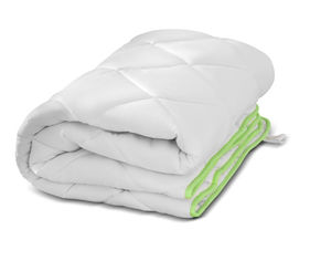 Акція на Детское зимнее антиаллергенное одеяло MirSon 810 Eco-Soft 110х140 см від Podushka