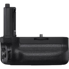 Акция на Батарейный блок Sony VG-C4EM для камер α7R VI, α9 II (VGC4EM.SYU) от MOYO