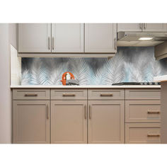 Акция на Наклейки кухонный фартук Zatarga " Пышные перья " 650х2500мм серый от Allo UA