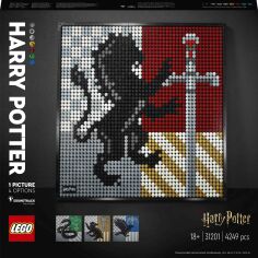Акция на Конструктор LEGO Art Гаррі Поттер Герби Гоґвортса (31201) от Будинок іграшок