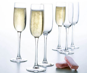 Акция на Набор бокалов для шампанского Luminarc Versailles 6 шт 160 мл (G1484) от Rozetka UA