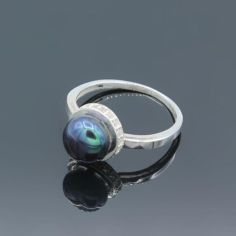 Акция на Серебряное кольцо с жемчугом Дама 17 размер от Allo UA