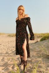 Акция на Чорна квіткова сукня з розрізом от Gepur