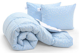 Акция на Набор пуховый 2197 зима-плюс Bio-Blue одеяло и 2 мягкие подушки 50% пуха MirSon 172х205 см от Podushka