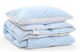 Акция на Набор пуховый демисезонный 1925 Bio-Blue одеяло и средняя подушка 90% пуха MirSon 172х205 см от Podushka