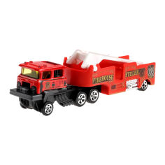 Акція на Вантажівка-трейлер Hot Wheels Track stars Пожежний заправник 1:64 (BFM60/GRV13) від Будинок іграшок