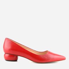 Акція на Жіночі туфлі зі шкіри Le'BERDES 00000012948 36 Червоні від Rozetka