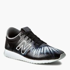 Акція на Жіночі кросівки для бігу New Balance 420 WL420DFC 36.5 (6US) 23 см Чорні від Rozetka