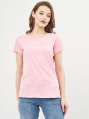 Акція на Футболка жіноча Calvin Klein Jeans 10487.6 XS (42) Рожева від Rozetka