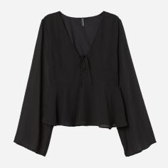 Акция на Блузка жіноча H&M 0682936_01 32 Чорна от Rozetka