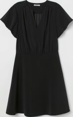 Акція на Сукня-футболка коротка осіння жіноча H&M 72334197 36 Чорна від Rozetka