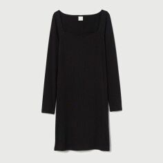 Акція на Сукня-футболка коротка осіння жіноча H&M 8301761RP7 S Чорна від Rozetka