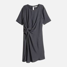 Акция на Сукня-футболка міні осіння жіноча H&M 812-4821335 34 Темно-сіра от Rozetka