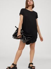 Акція на Сукня-футболка коротка осіння жіноча H&M 0843687-1 32 Чорна (СА2000001812518) від Rozetka