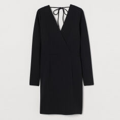 Акція на Сукня коротка осіння жіноча H&M 0949217_черное.широк.горловина S Чорна від Rozetka