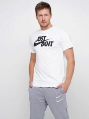 Акція на Футболка бавовняна довга чоловіча чоловіча Nike M Nsw Tee Just Do It Swoosh AR5006-100 S Біла З принтом від Rozetka