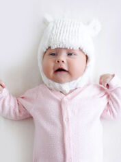 Акция на Дитяча шапка демісезонна з вушками для дівчинки Dembohouse Нана 22.01.001 42 см Молочний от Rozetka