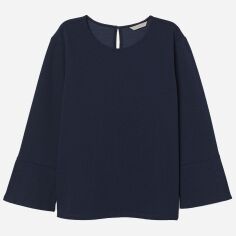 Акция на Блузка жіноча H&M XAZ162576NYRL XS Темно-синя от Rozetka