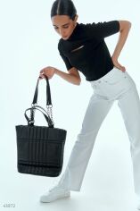 Акція на Чорна стьобана сумка-шопер від Gepur