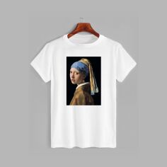 Акція на Футболка бавовняна довга чоловіча Likey Girl with a pearl earring M150-0136 S Біла від Rozetka